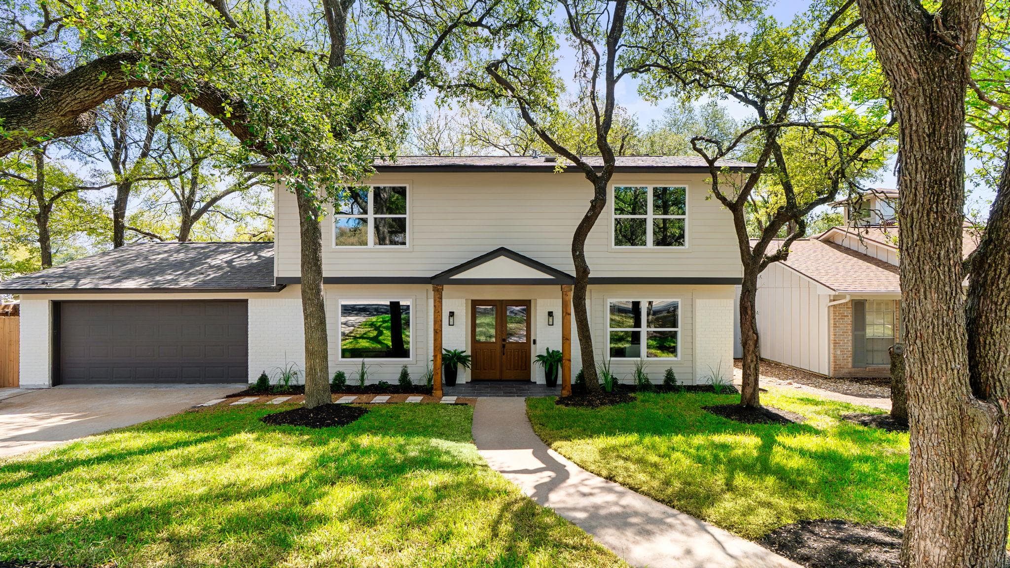 8121 Greenslope Dr
