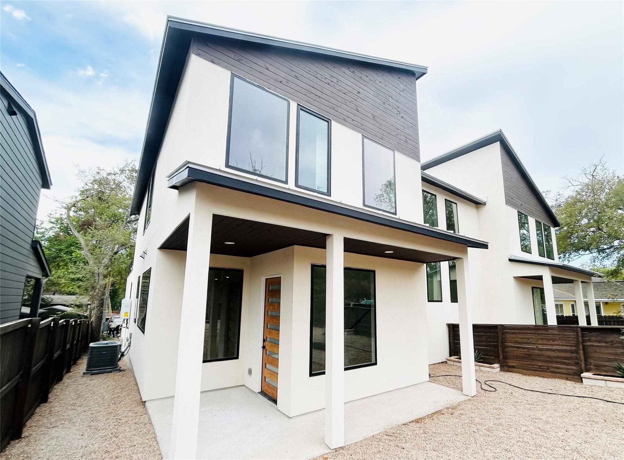 4324 Airport Blvd #B