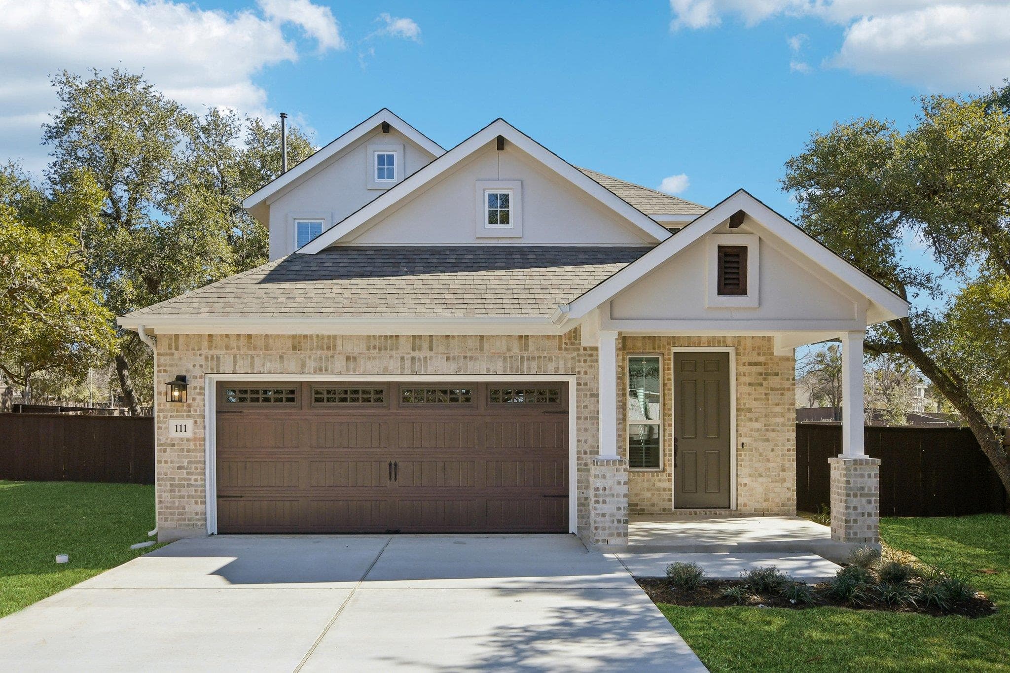 2605 Sam Bass Rd #111