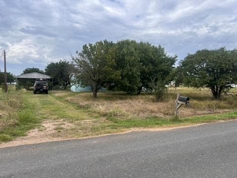30068 Live Oak Trl
