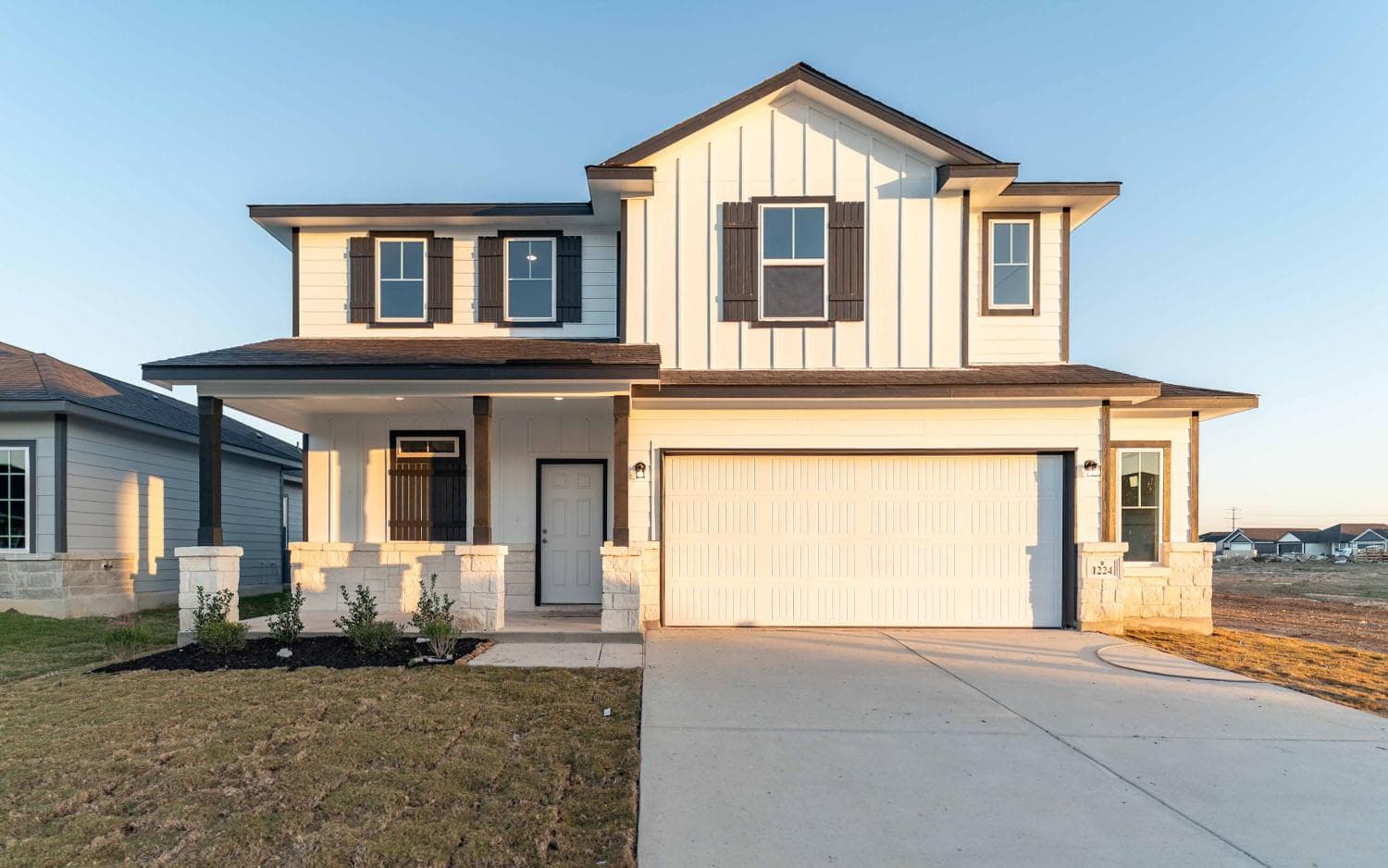 1224 Marvin Grv