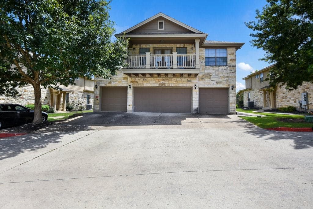 9201 Brodie Ln #2903