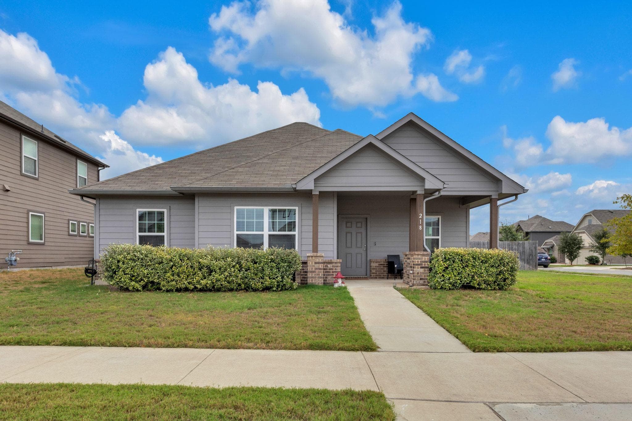 218 Oldbridge Dr