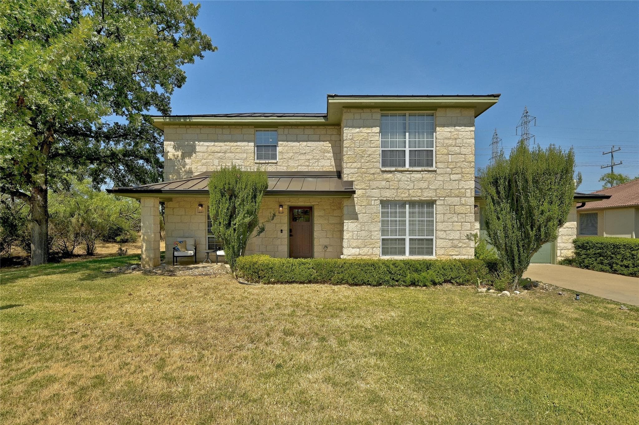 410 Hi Circle West None