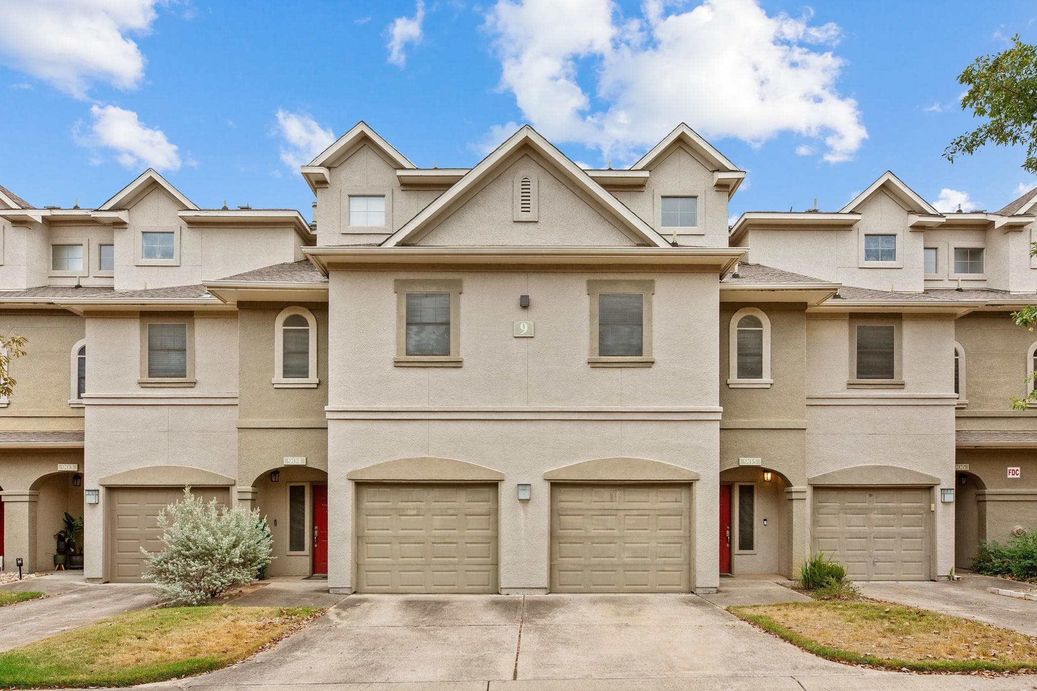 11203 Ranch Road 2222 Rd #905