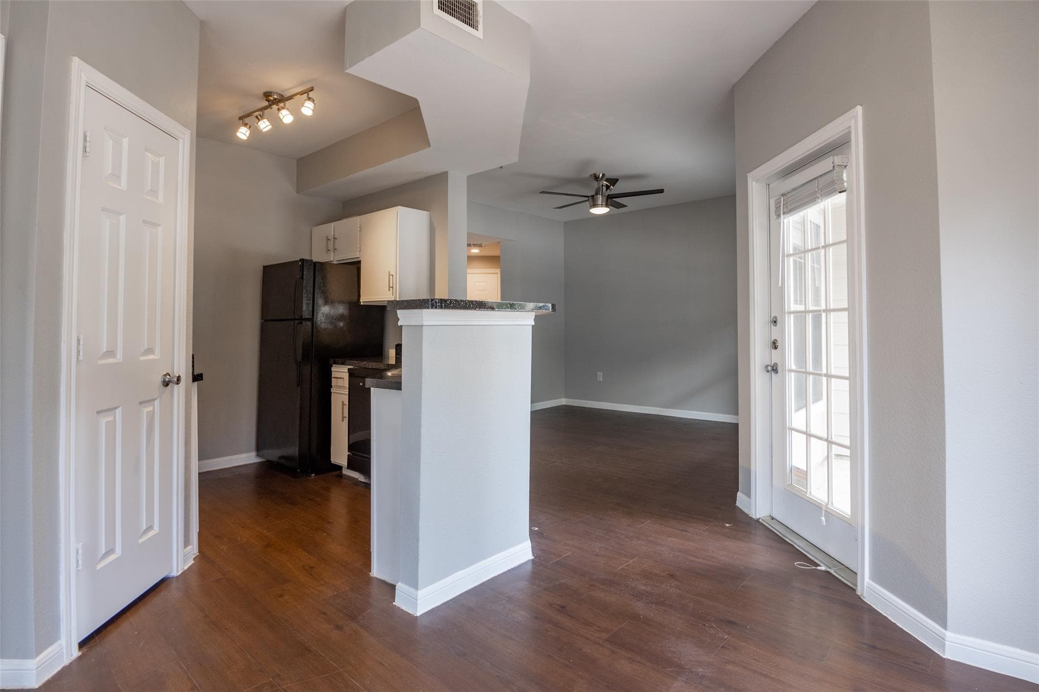 2320 Gracy Farms Ln #312
