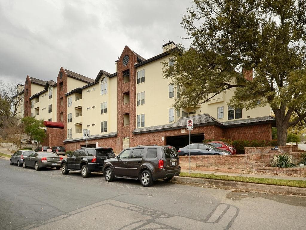 3001 Cedar St #117