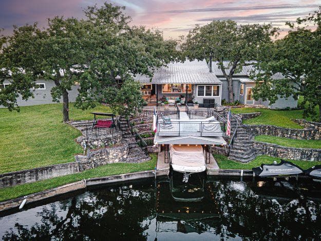 1104 Hill Circle West Dr