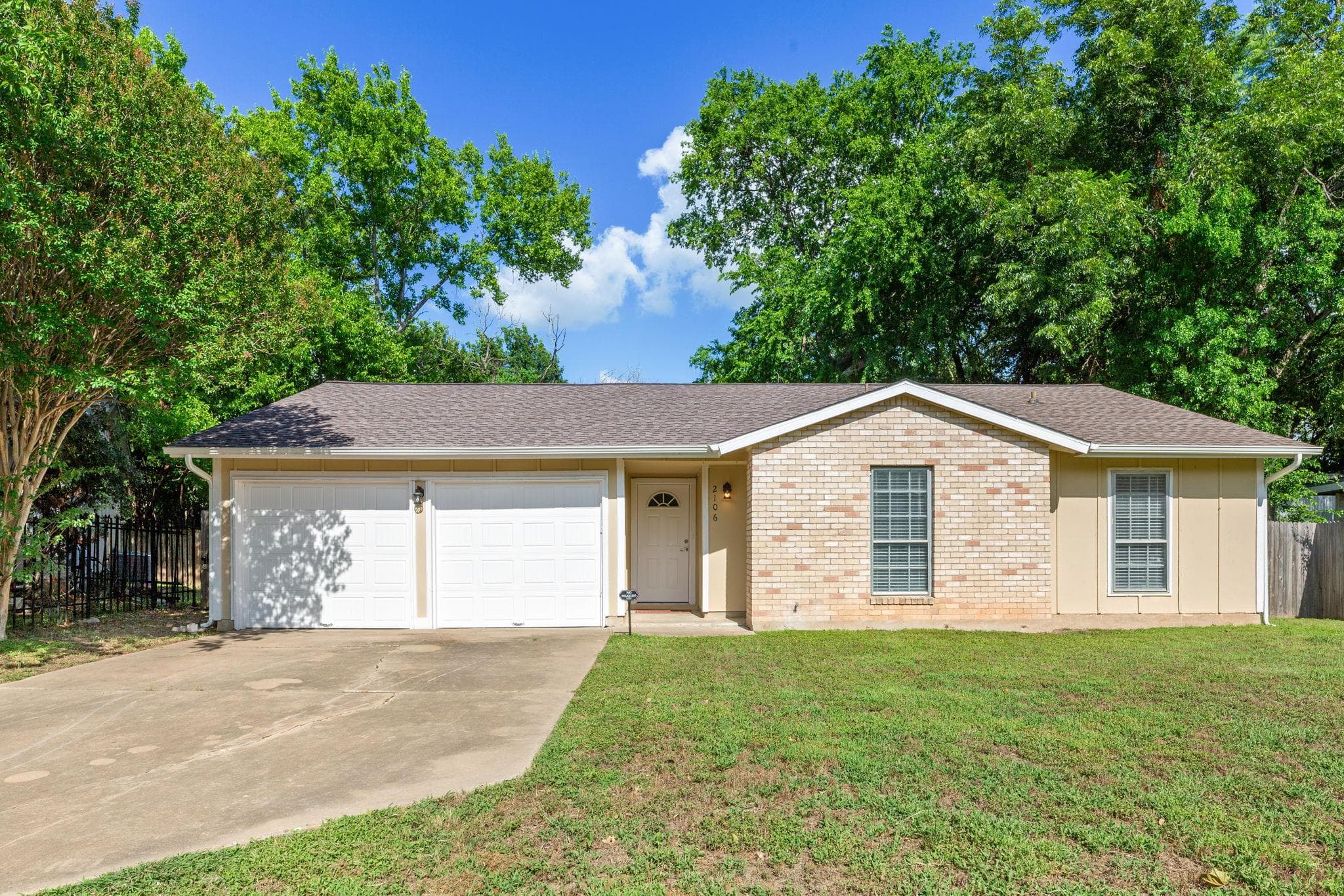 2106 Ponciana Loop