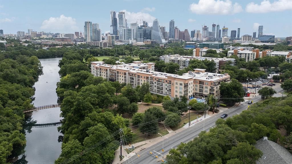 1900 Barton Springs Rd #5031