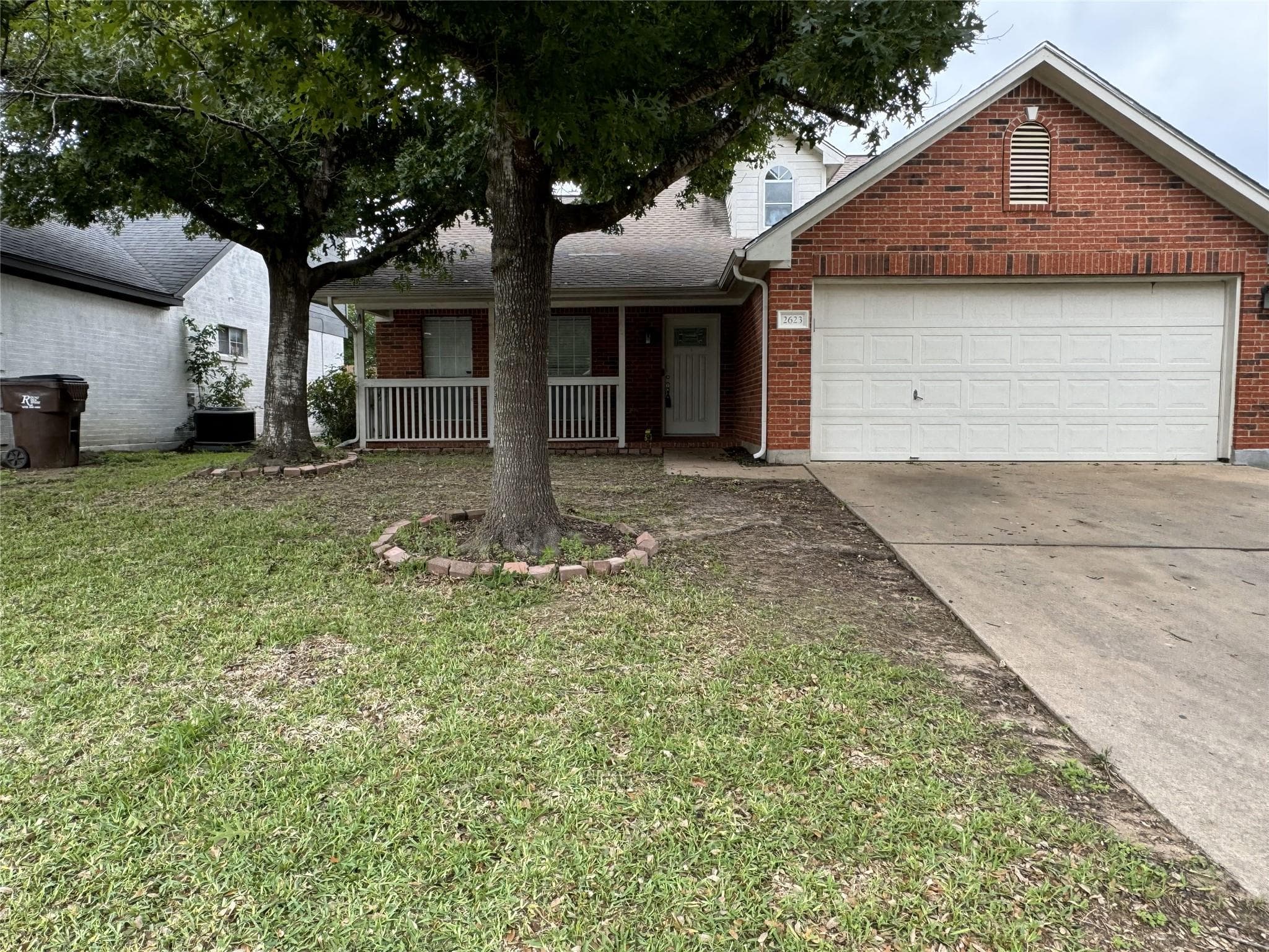 2623 Eastwood Ln