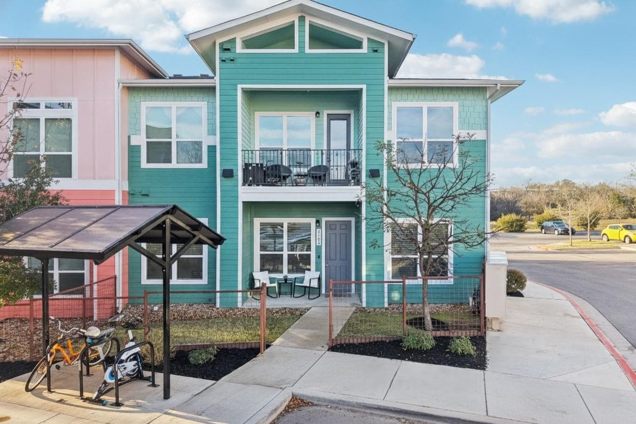 8601 West Gate Blvd #4104