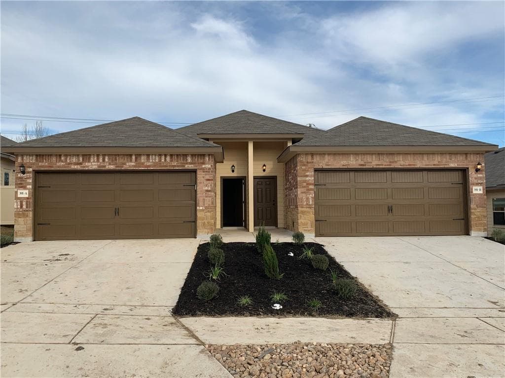 379 JOANNE Loop #B