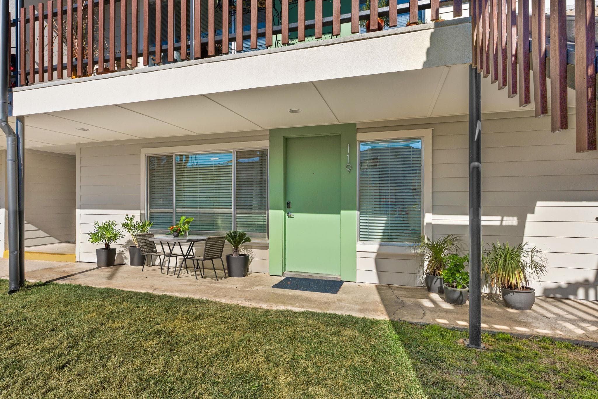 2200 Dickson Dr #119