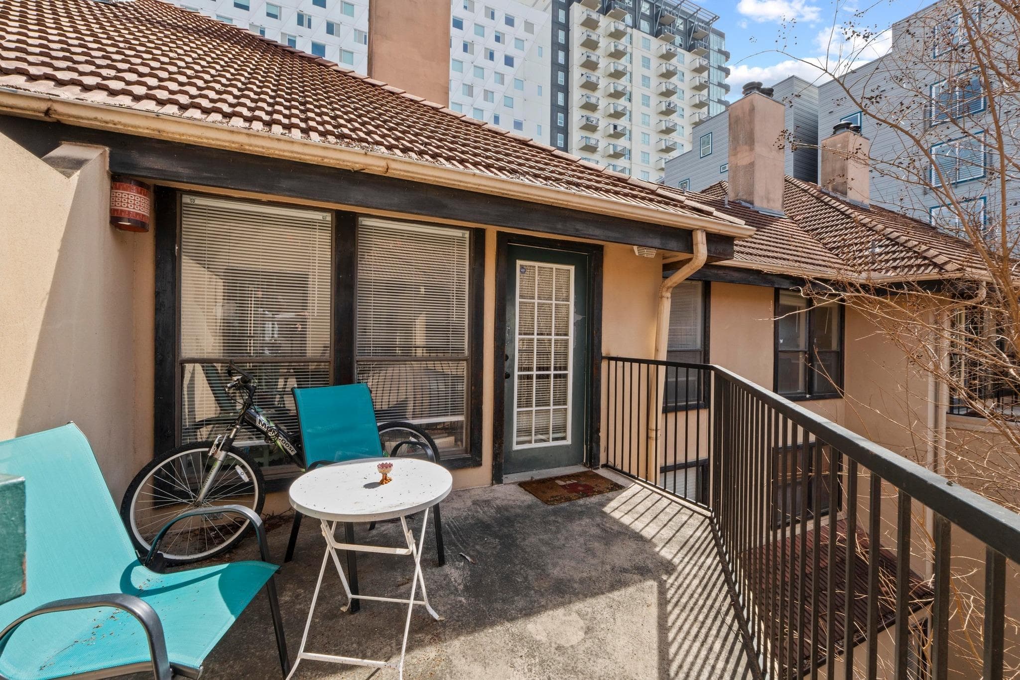 2110 Rio Grande St #303