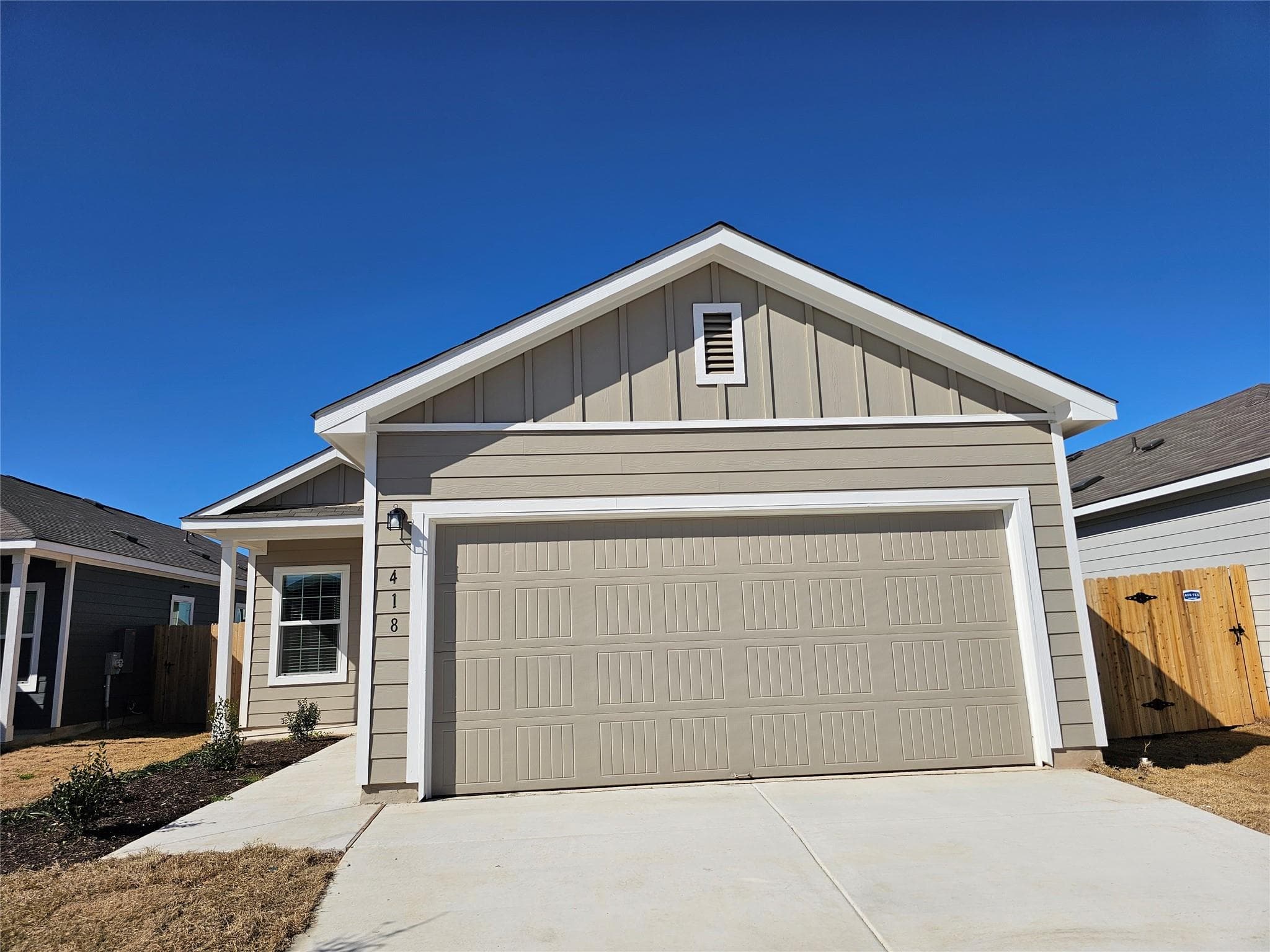 418 Paddlefish Ln