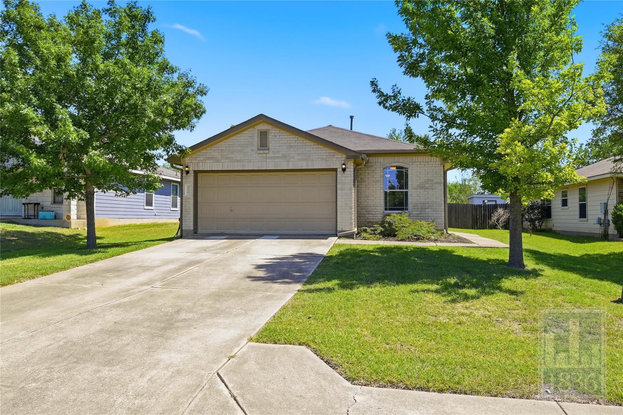 228 Pearl Lake Dr