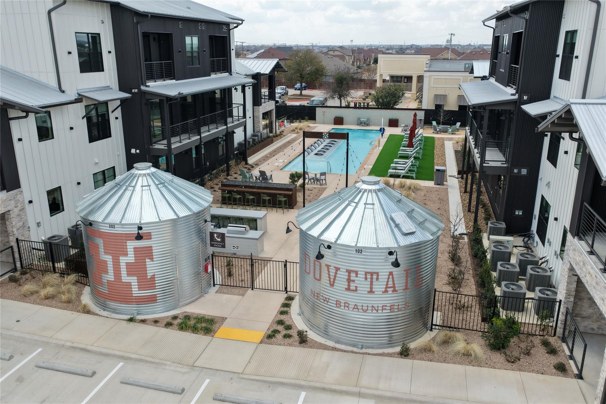 634 Central Pkwy #1212