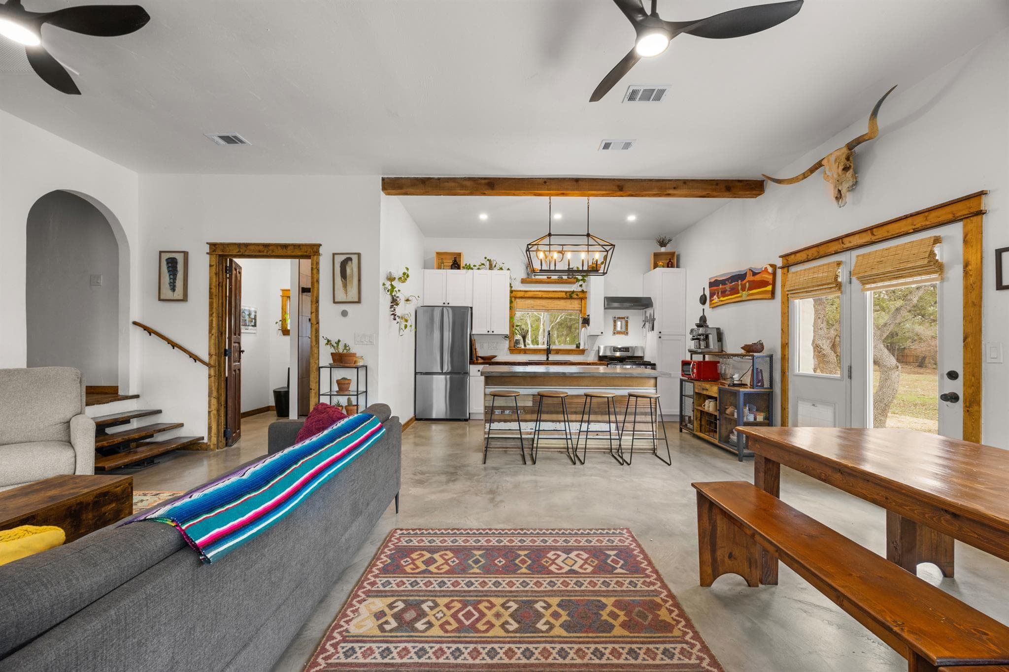 107 S Rainbow Ranch Rd