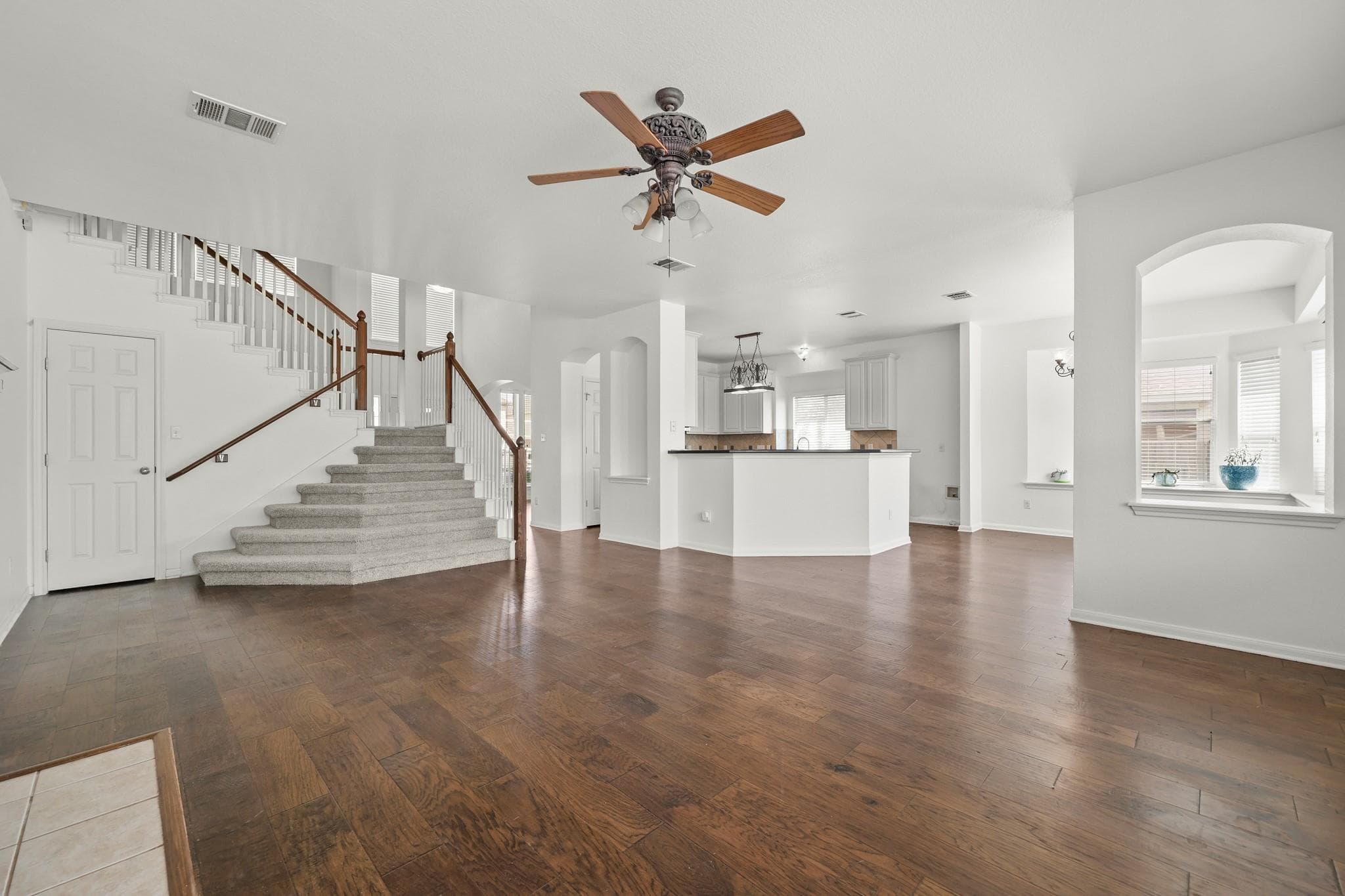 16902 Brewer Blackbird Dr