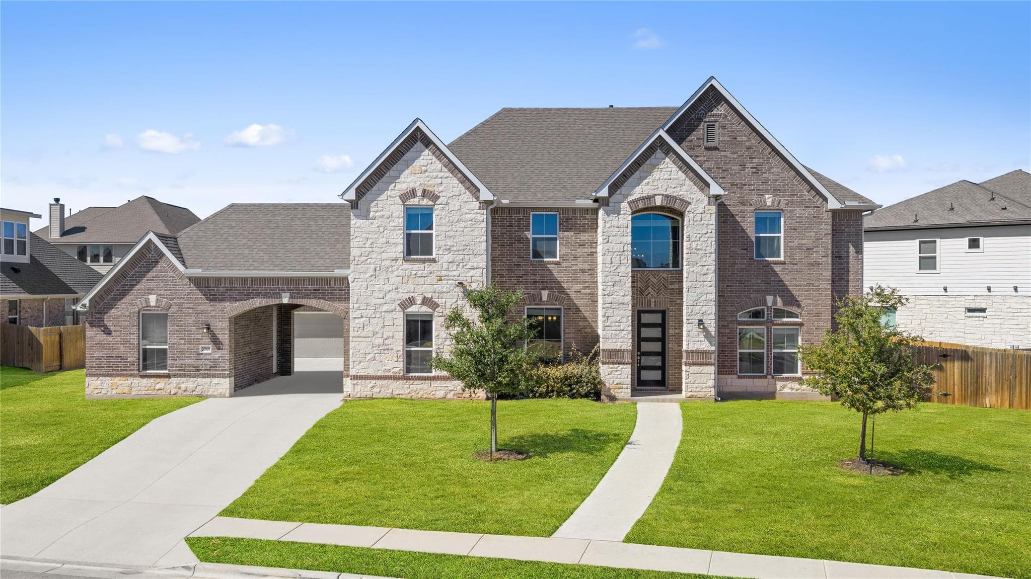 20808 Pinewalk Dr