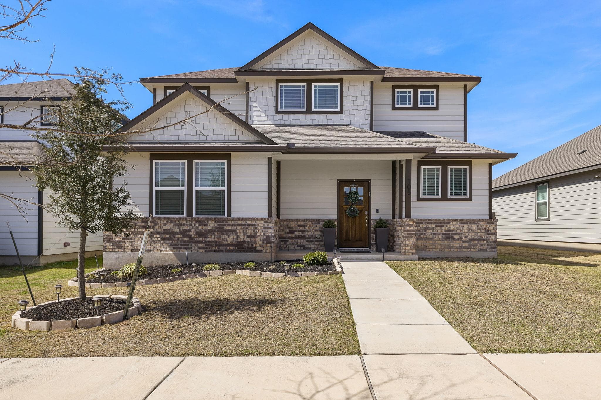 105 Hackberry Branch Dr