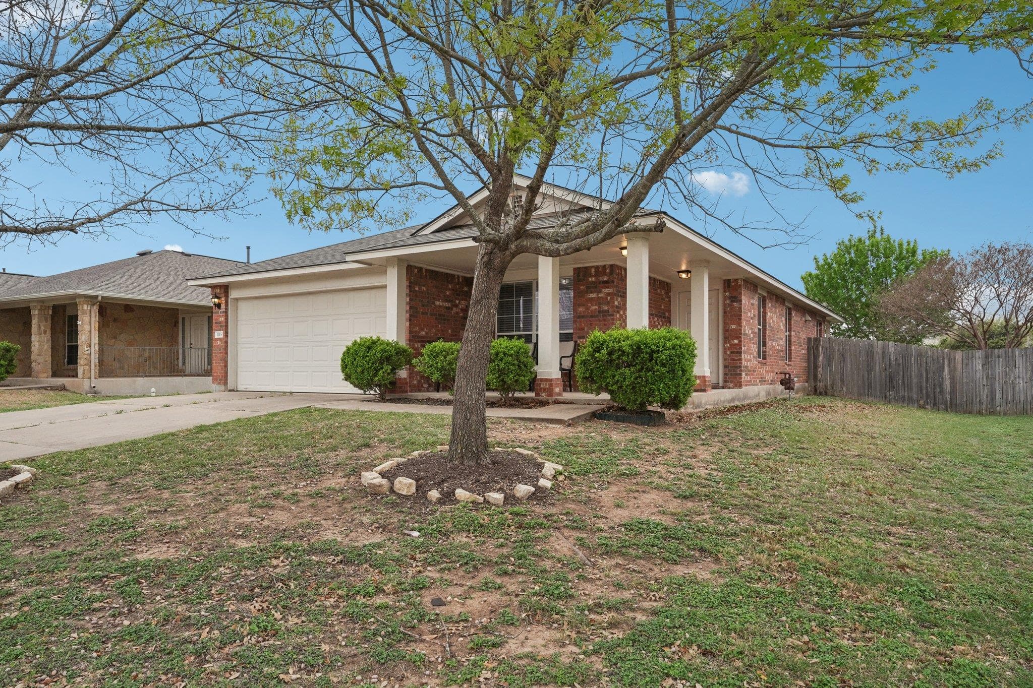 1115 Whitley Dr