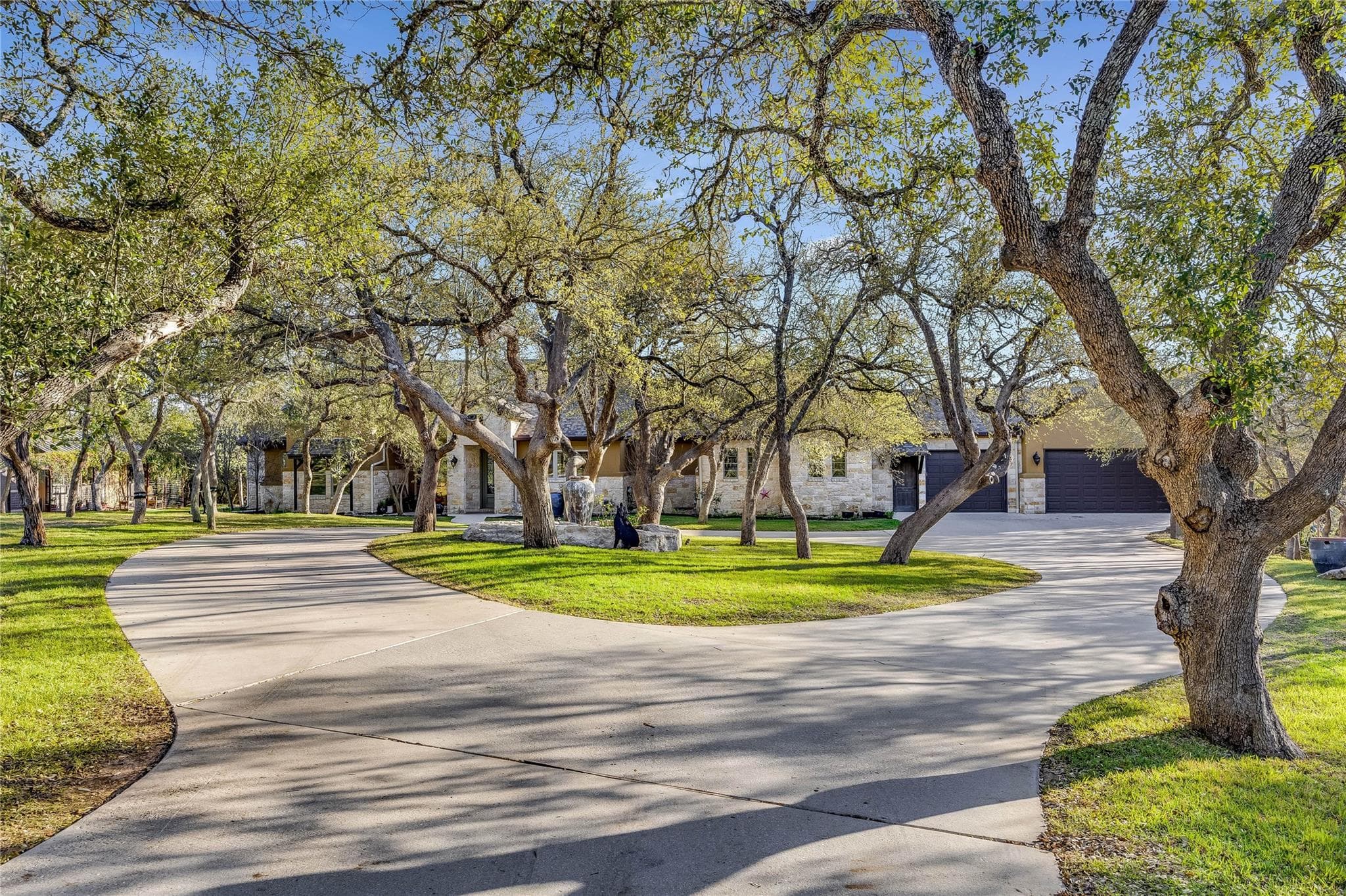 335 Beulah Ln