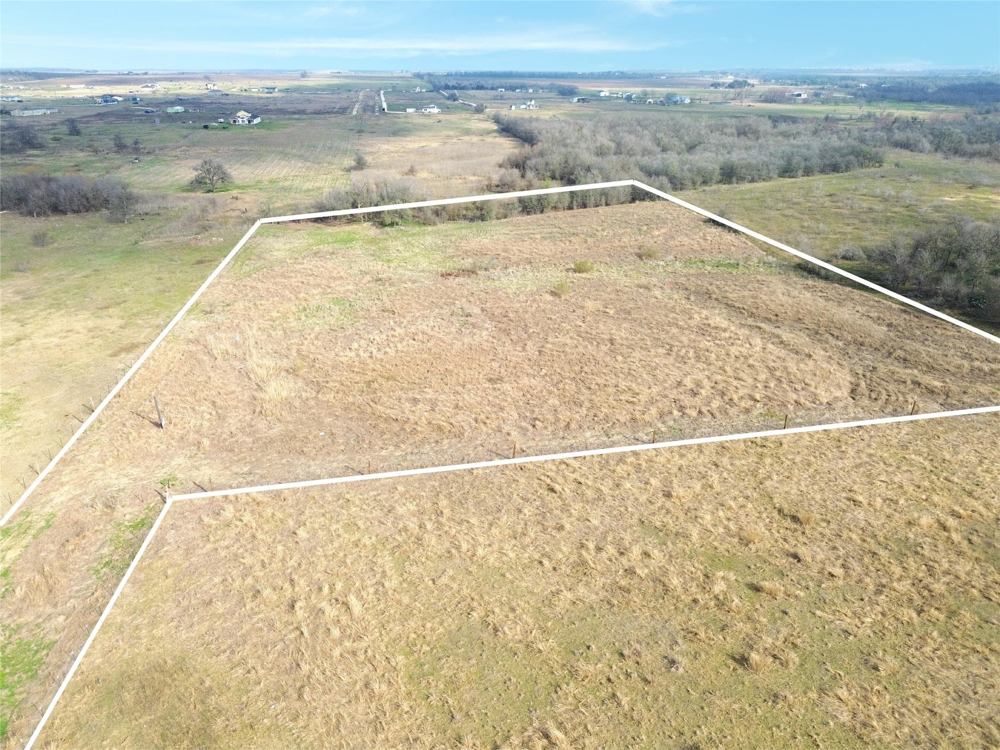 1745 County Road 466 Rd