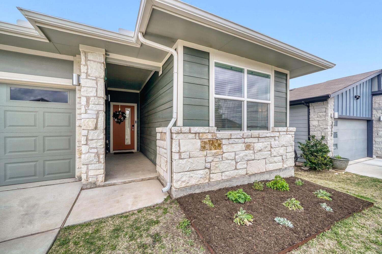 2308 Ranier Ct