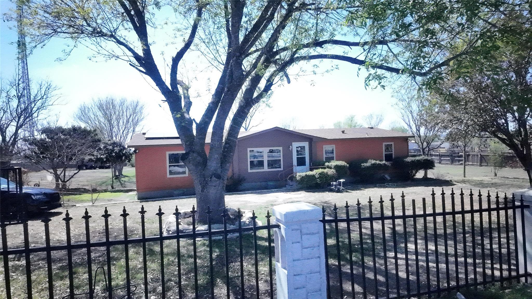 750 High Rd