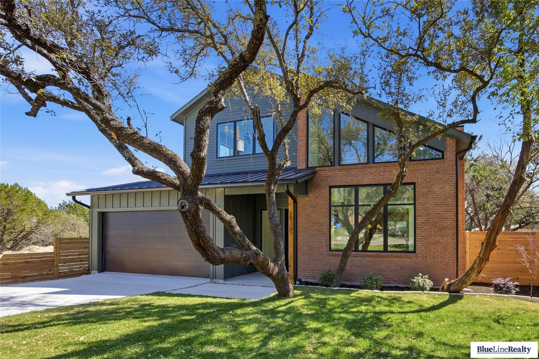 18305 Lake Oaks Dr