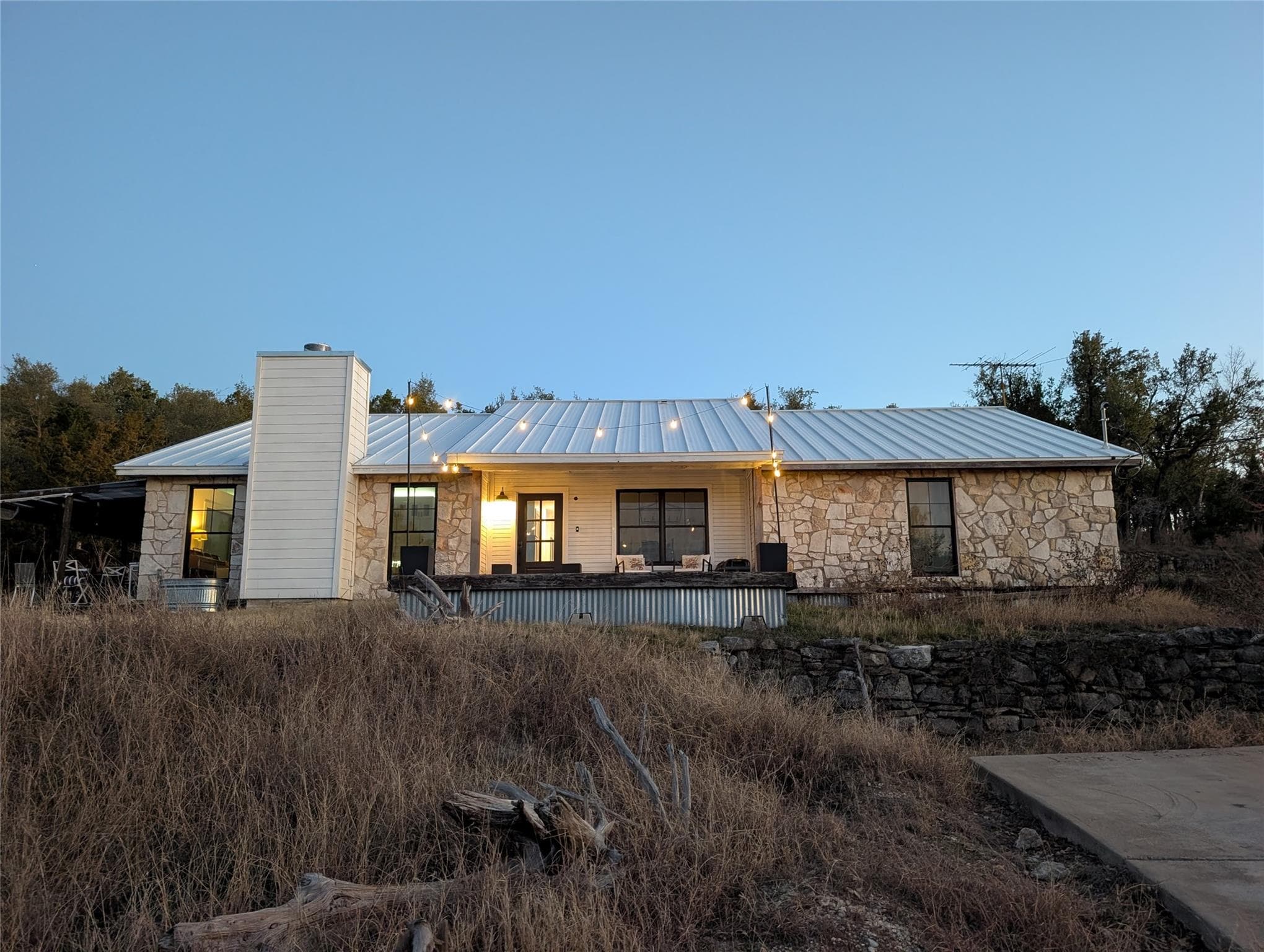 306 Deer Creek Cir