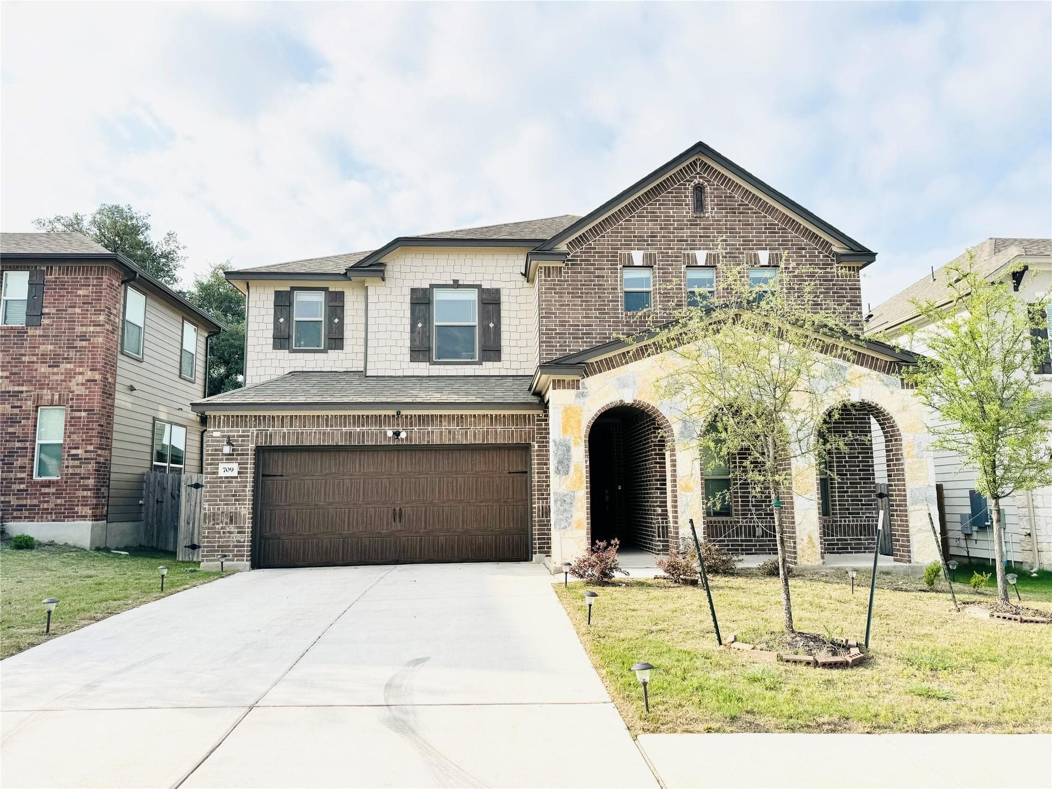 709 Jud Allen Way