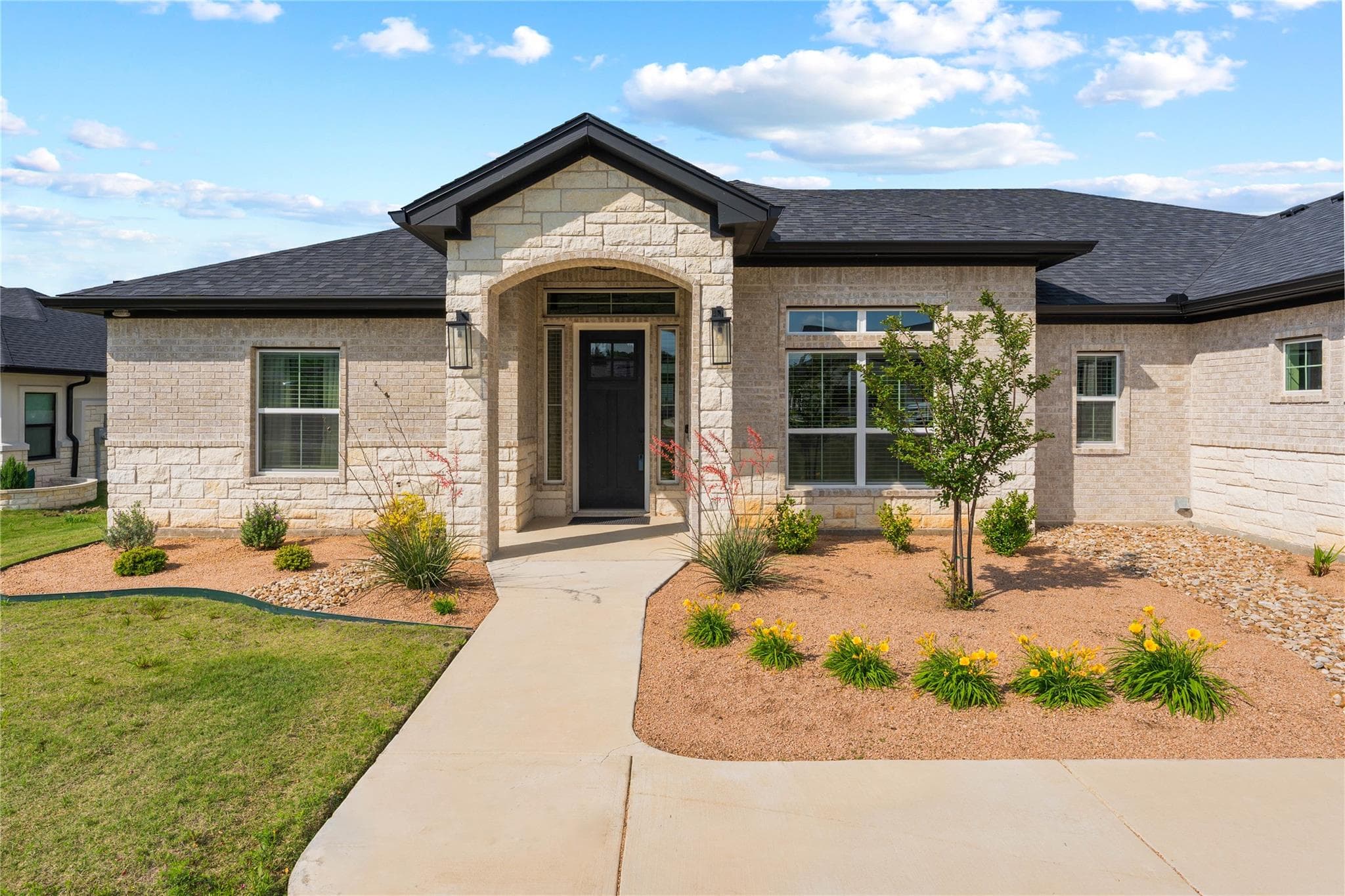 1110 Northcross Dr
