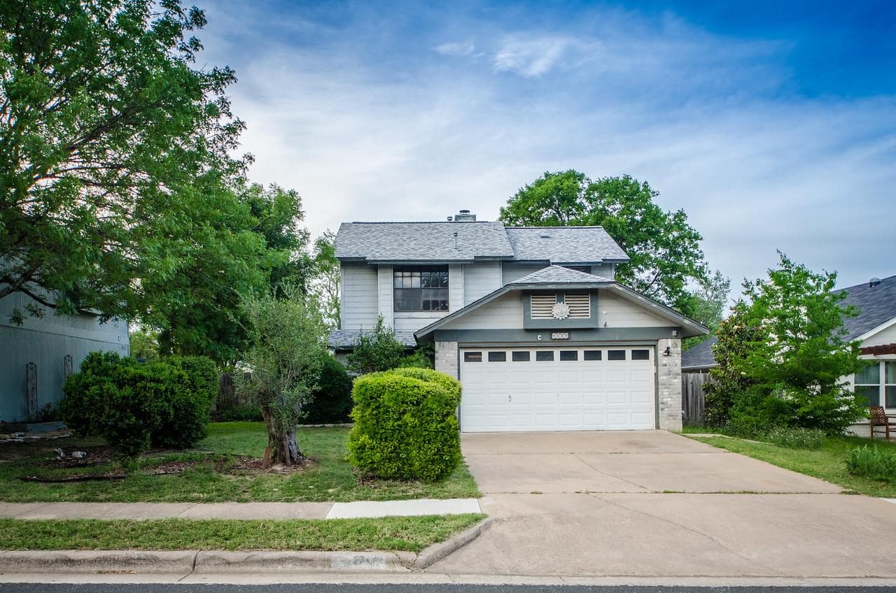 2112 Waterway Bnd