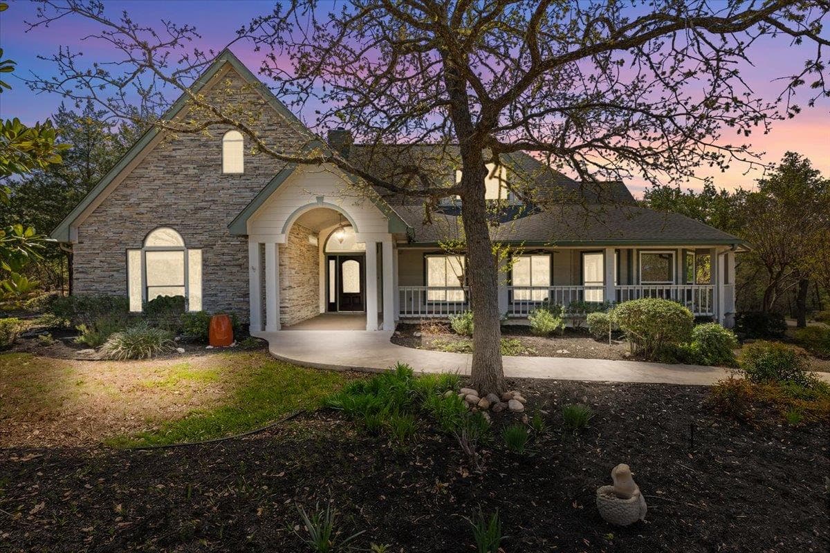 187 Stephen F Austin Blvd