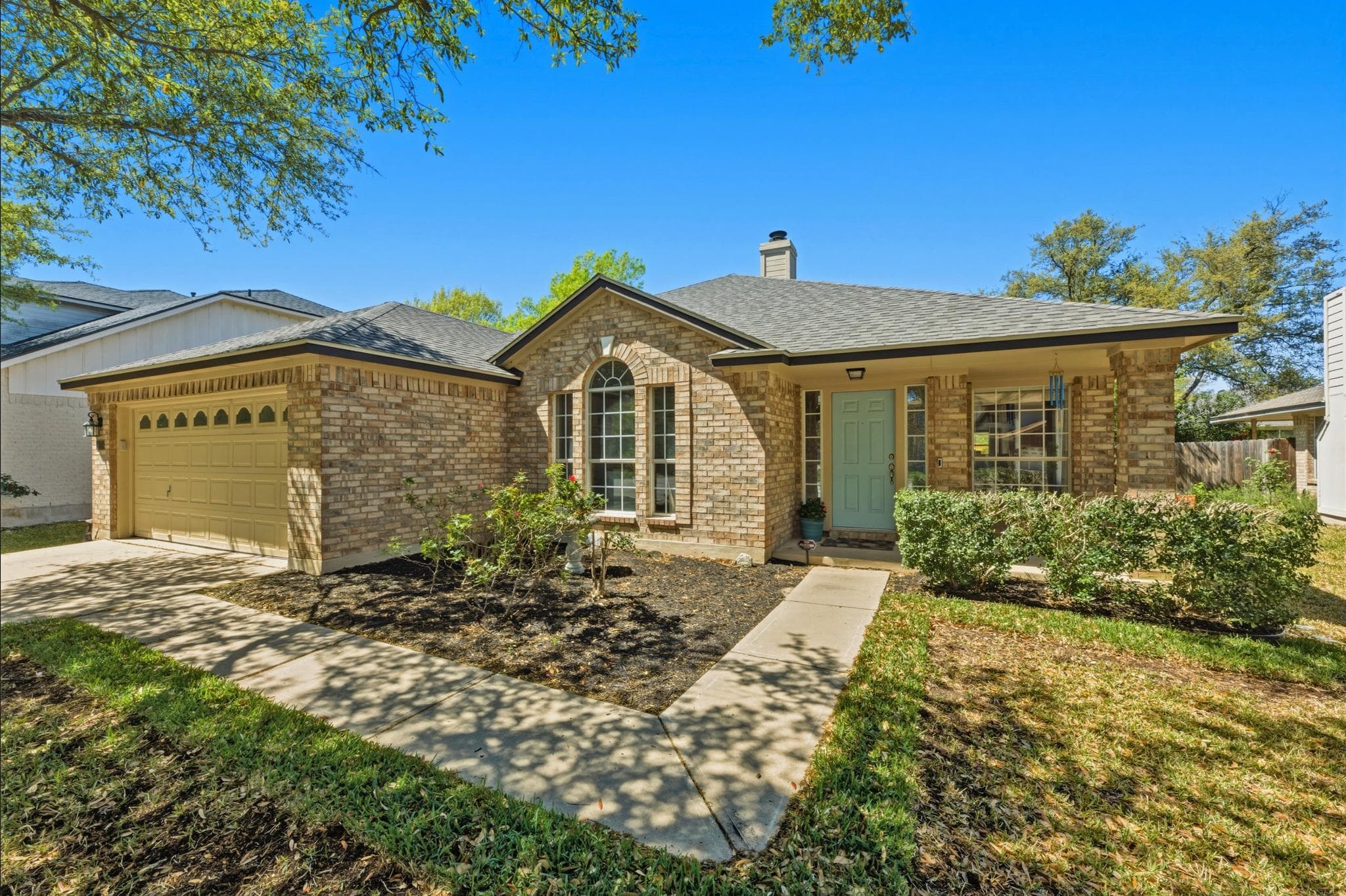 15514 Cadoz Dr