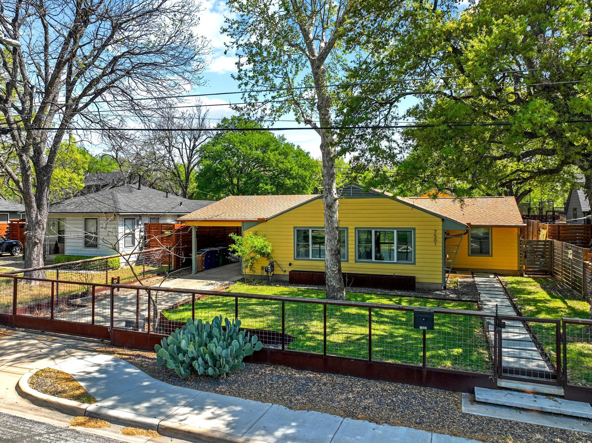 7501 Grover Ave