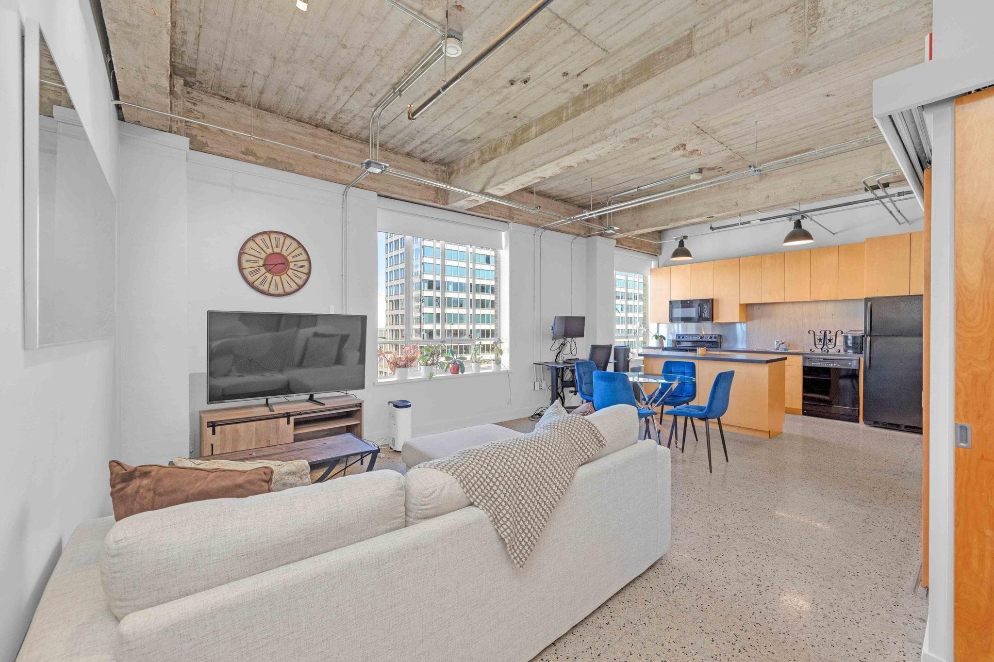 710 Colorado St #8C