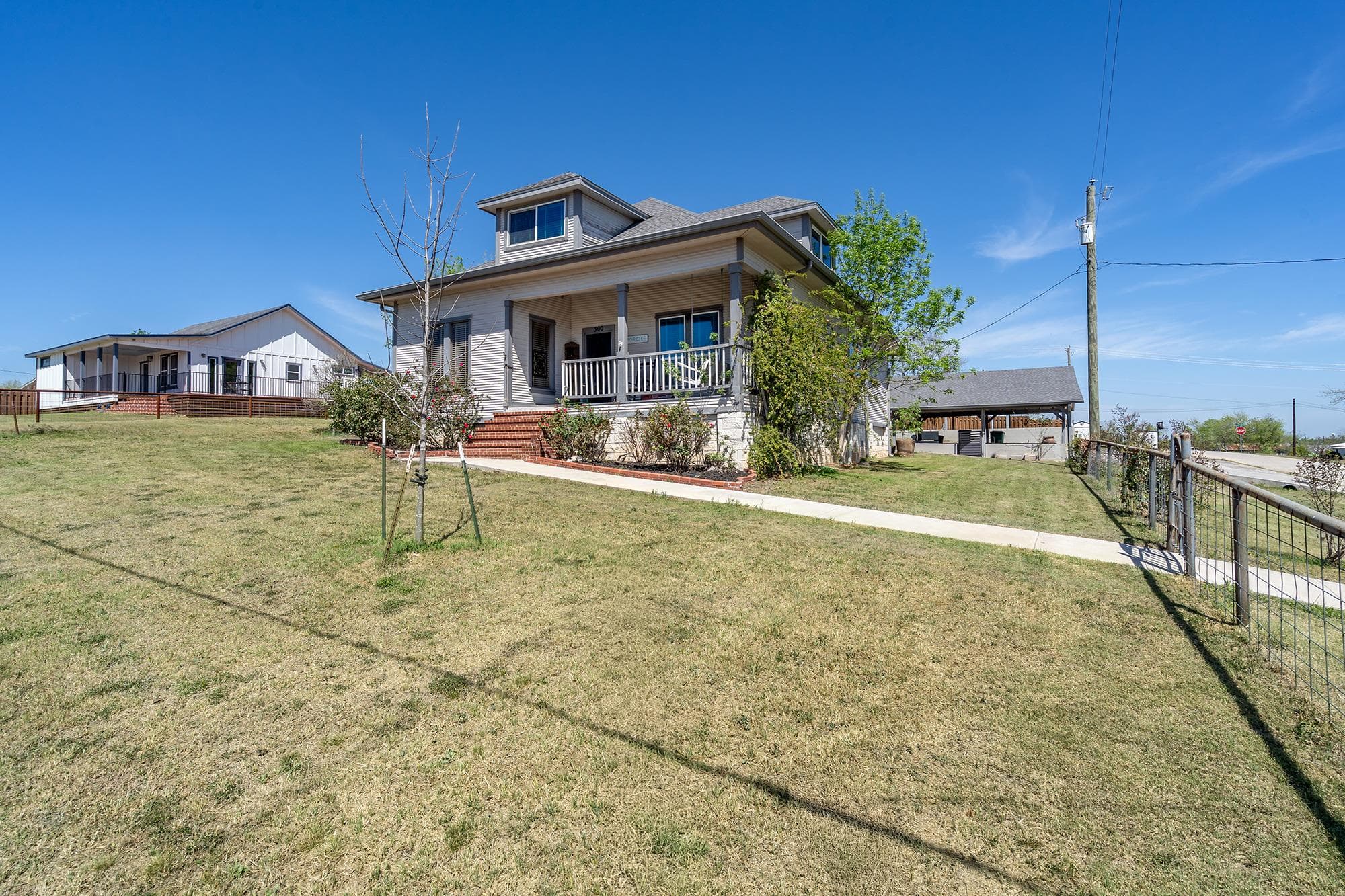 300-A Herrin St