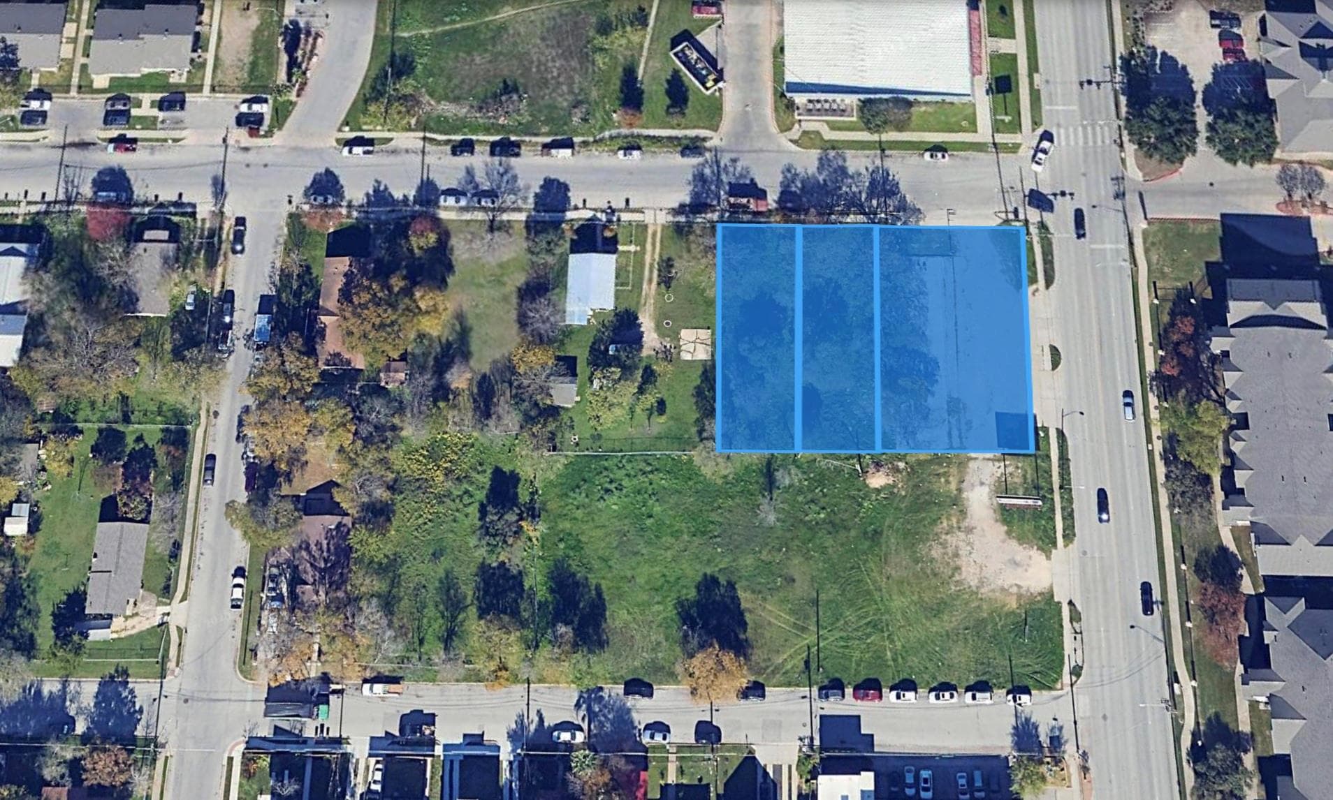 1600 Montopolis Dr & 6211, 6215 Fairway St