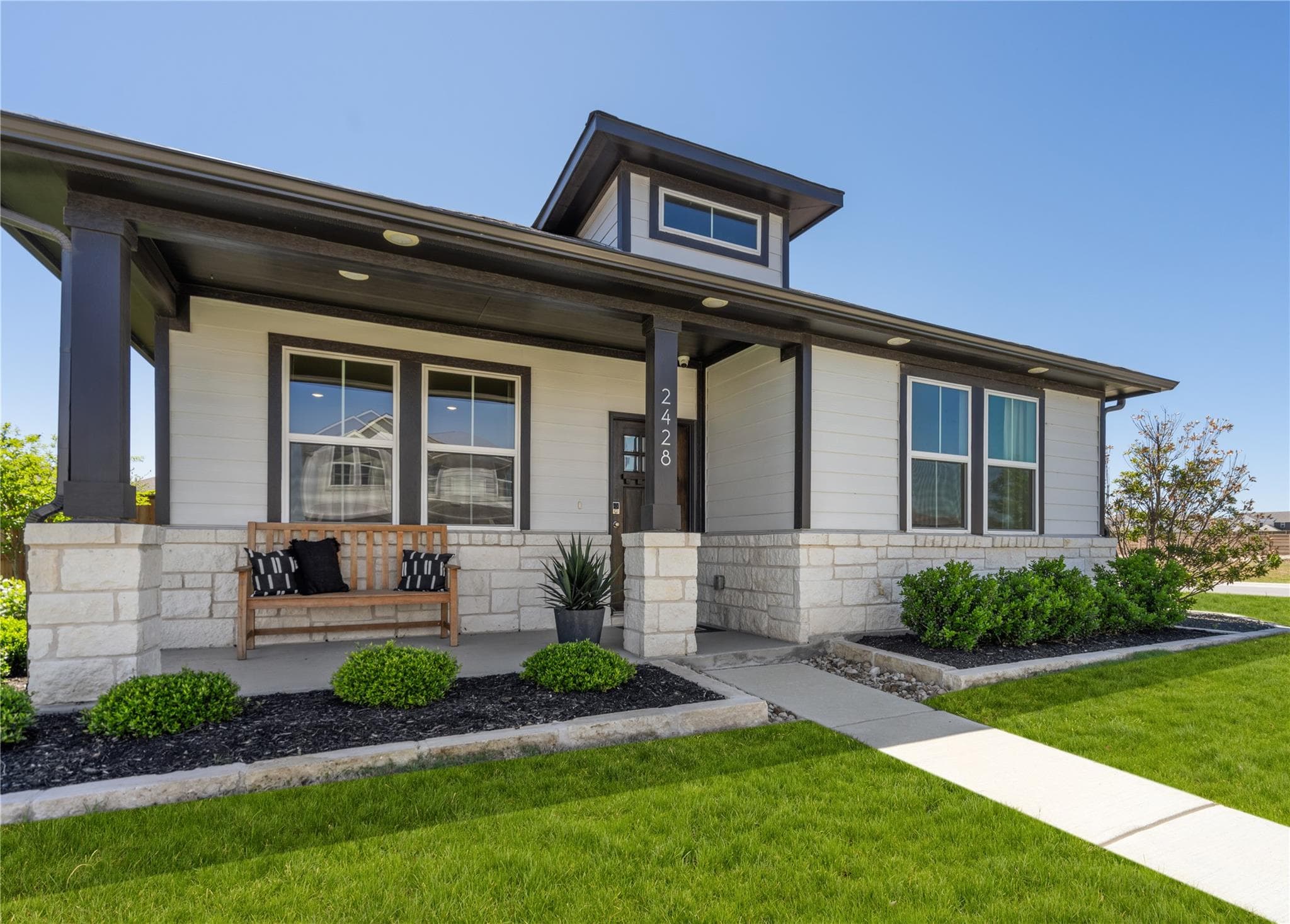 2428 Ekvall Dr