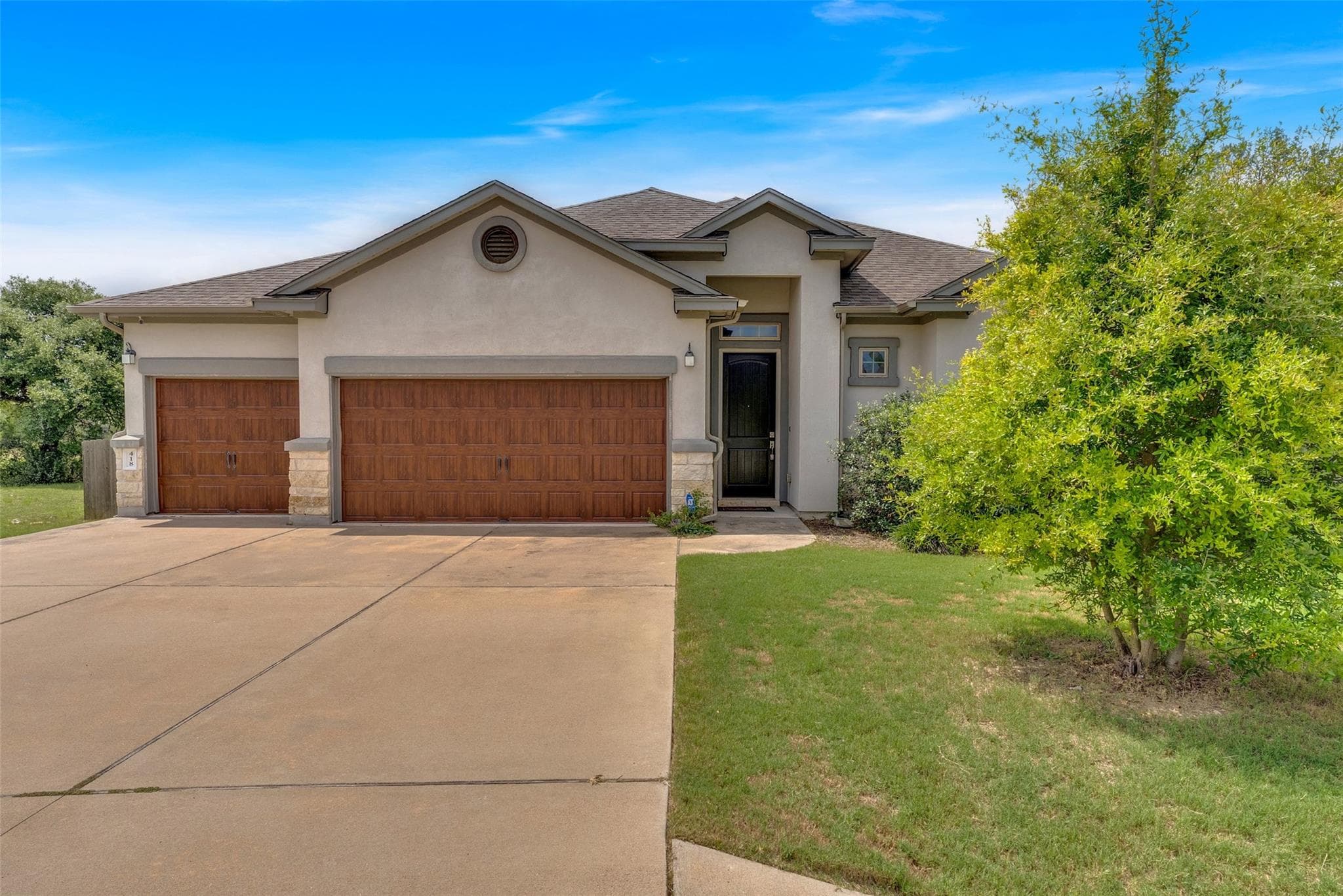 418 Quartz Dr