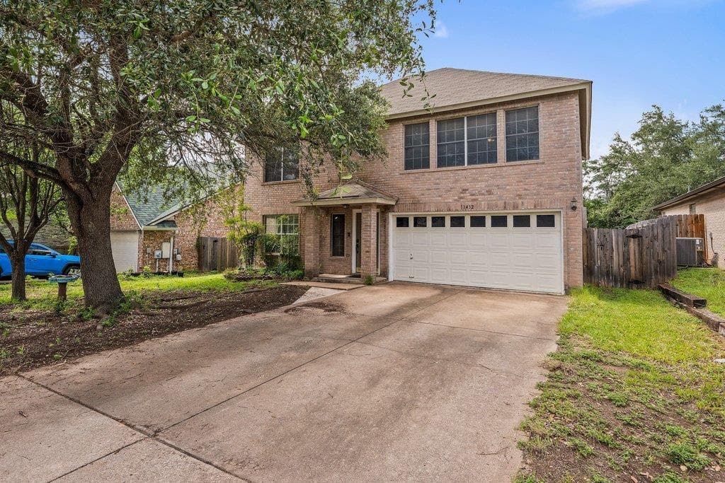 11432 Hillhaven Dr