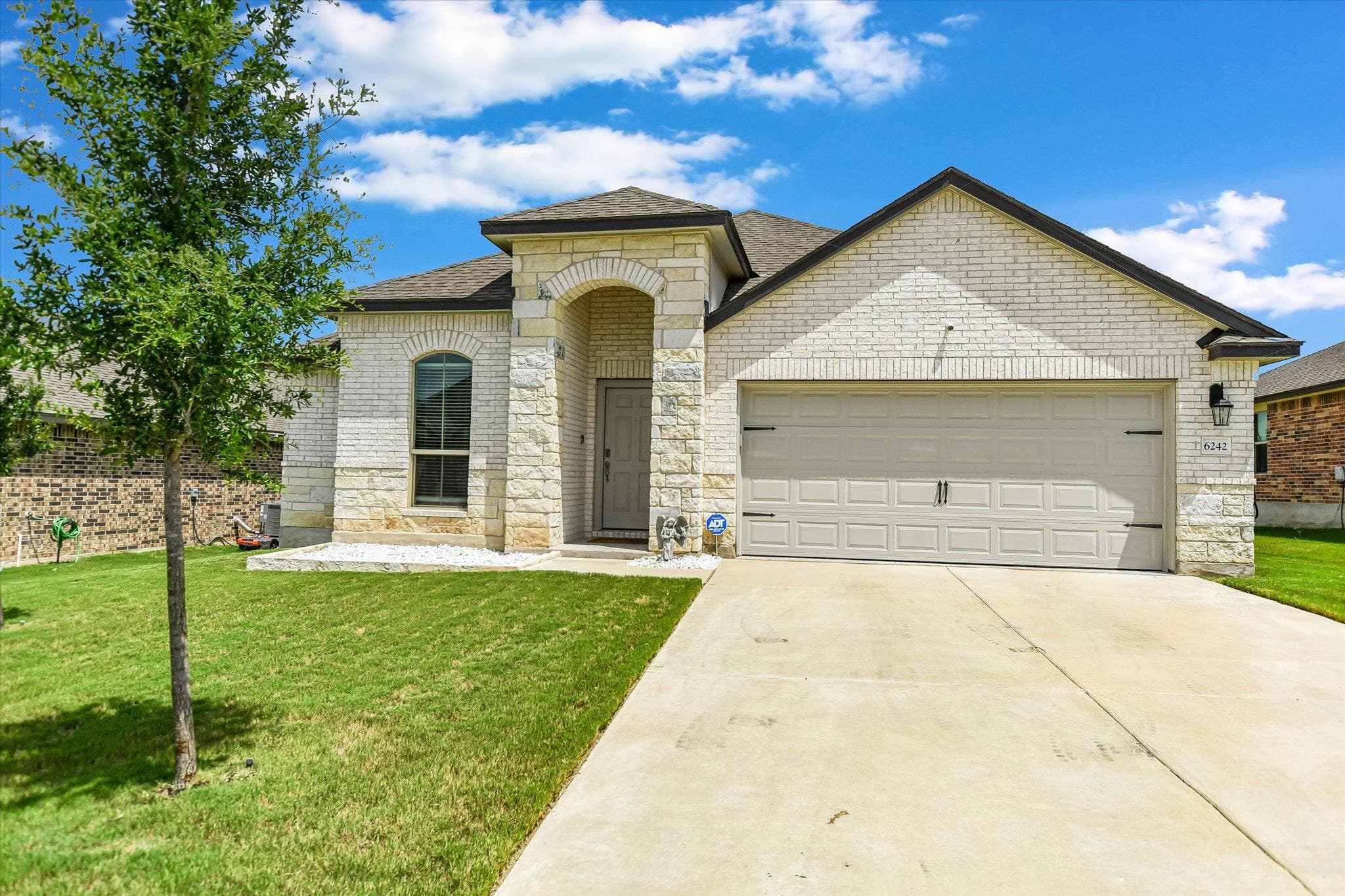 6242 Matagorda Rd