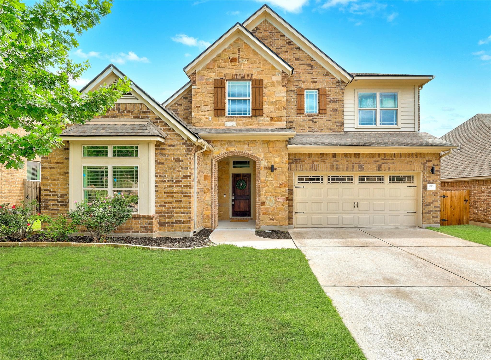 213 Southern Cross Dr