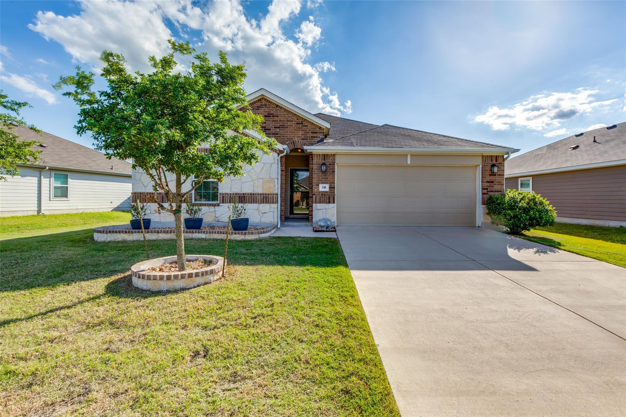 741 Carol Dr