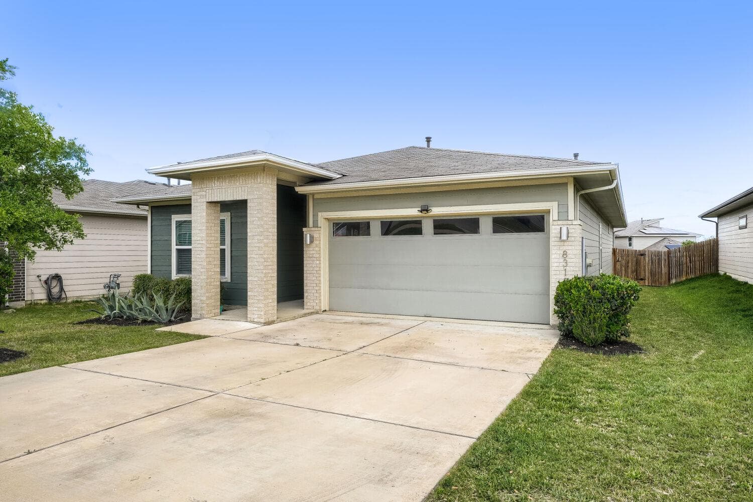 8312 City Top Blvd