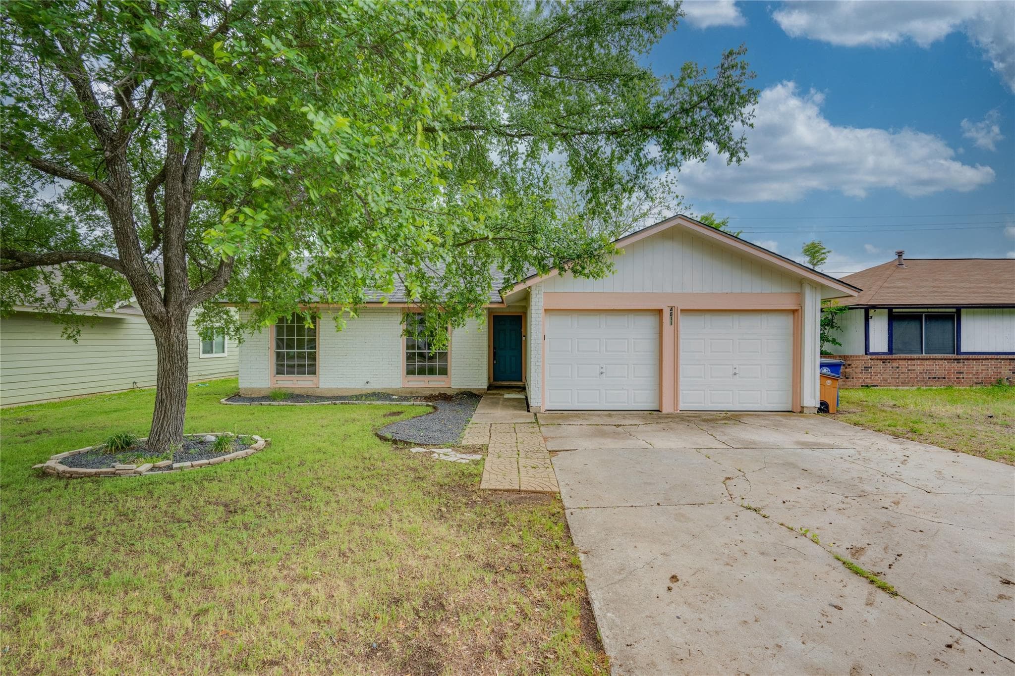 4811 Brushy Ridge Dr